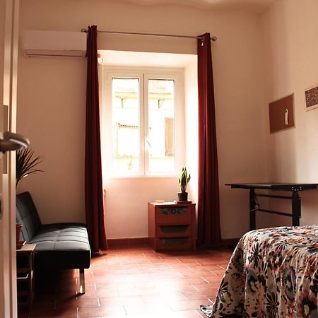 My Little Nest In San Lorenzo - Termini - Holiday Home Roma Ngoại thất bức ảnh