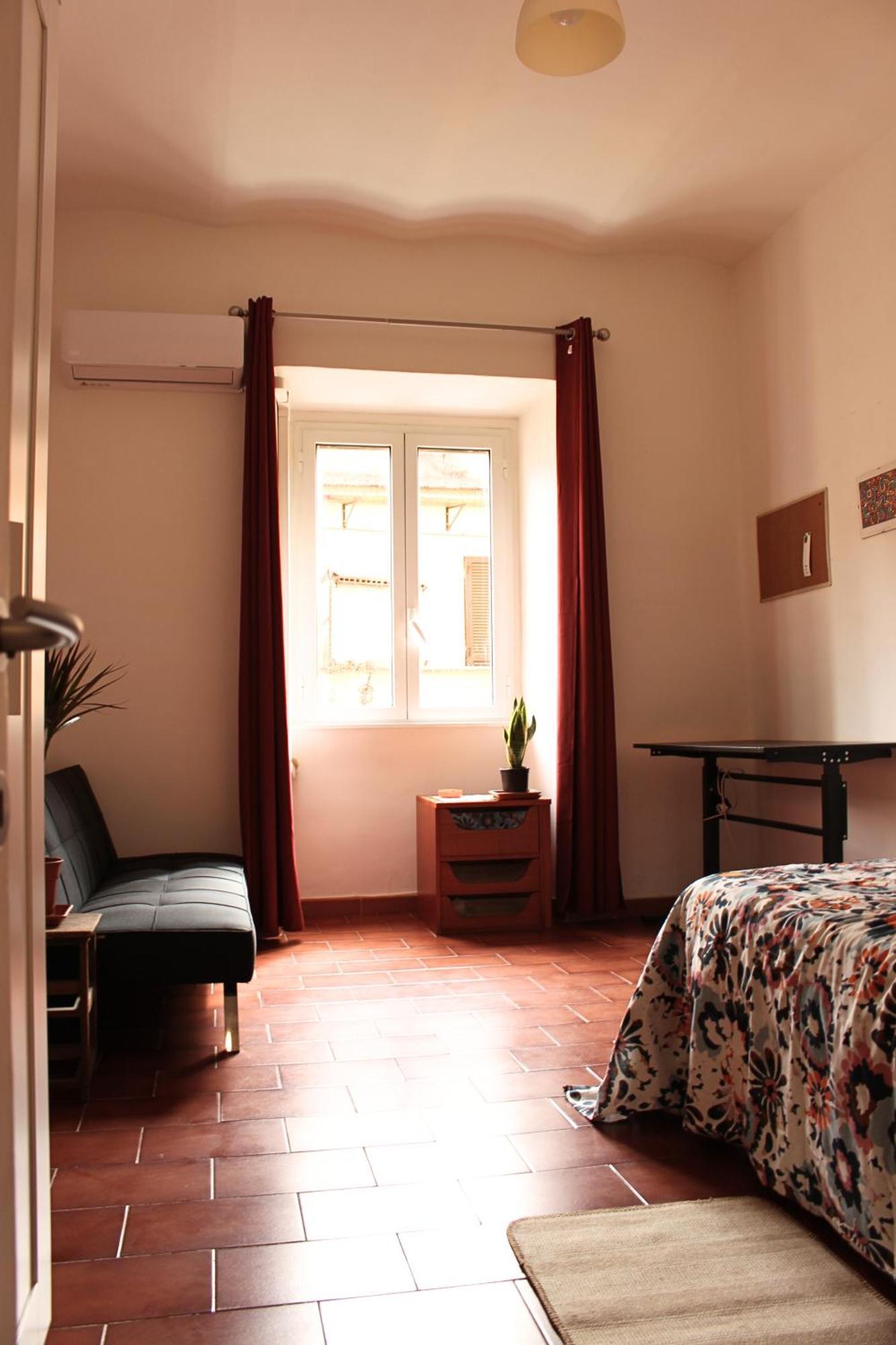 My Little Nest In San Lorenzo - Termini - Holiday Home Roma Ngoại thất bức ảnh